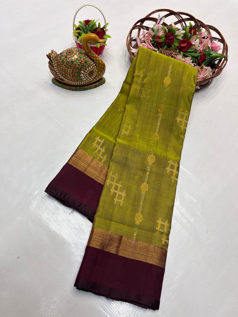Glader Buta Sarees